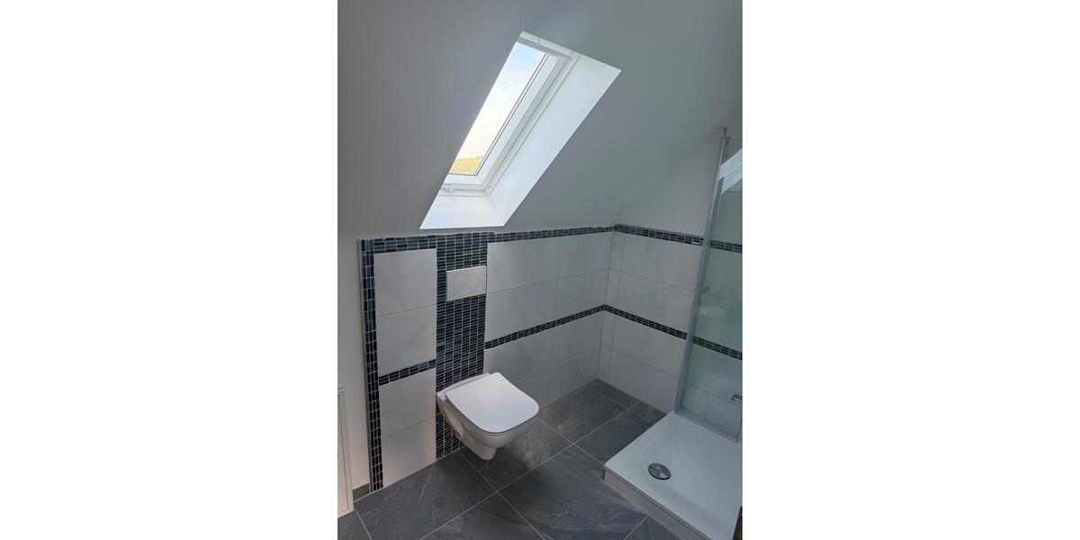 Dachgeschoßwohnung Hagen Hohenlimburg - 5 Zimmer, 950&euro; | Angebot:23297106