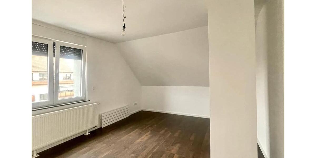 Mehrfamilienhaus, Wohnhaus Bochum Höntrop - 12 Zimmer, 226 m&sup2;, 3.000&euro; | Angebot:26121769