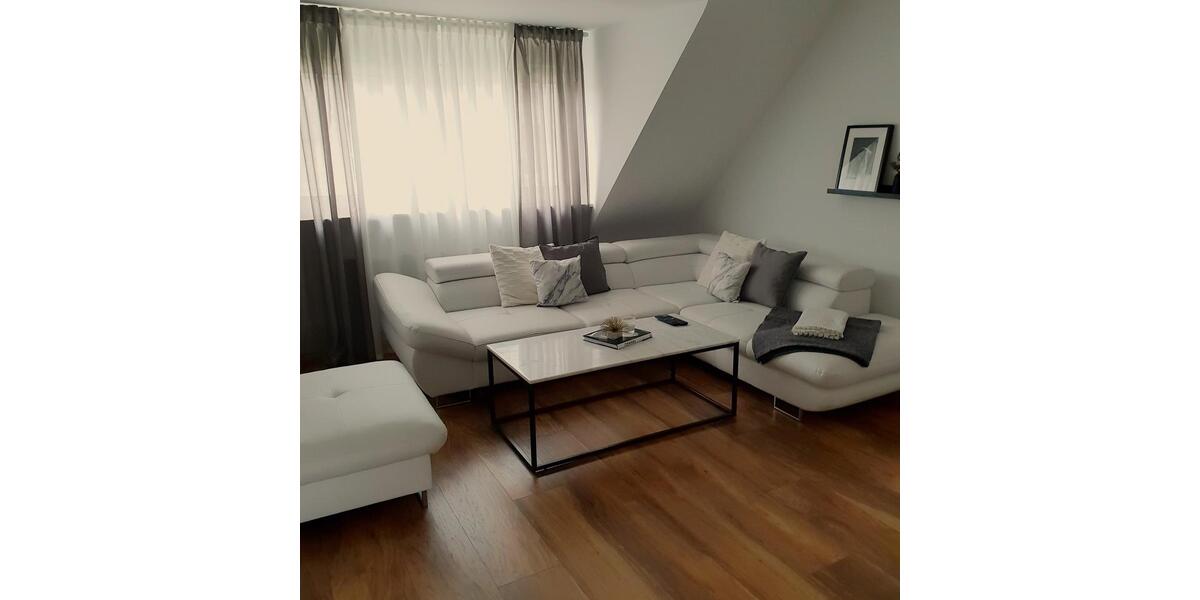 Dachgeschoßwohnung Iserlohn - 6 Zimmer, 120 m&sup2;, 200.000&euro; | Angebot:26367652