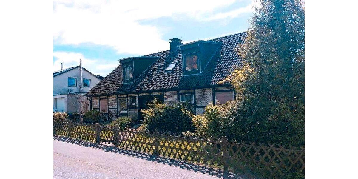 Einfamilienhaus Hemer - 8 Zimmer, 216 m&sup2;, 235.000&euro; | Angebot:27179638