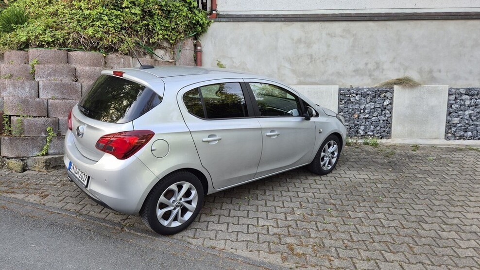 Corsa E