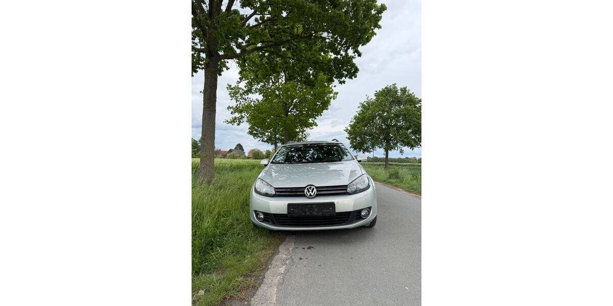 VW Golf 219.000 km 2.500 &euro; Bönen 59199