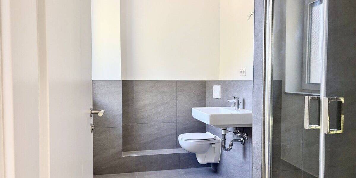 Reihenmittelhaus Hattingen Bredenscheid-Stüter - 3 Zimmer, 135 m&sup2;, 1.693&euro; | Angebot:23883876