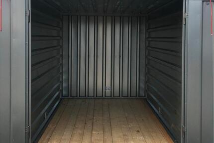 Ideale Bequeme GarageLagerraumLagerboxLagercontainerMaterialcontainerSchiffscontainerStorageUmzugslagerMöbellagerReifenlagerMateriallagerSchuppen zimmer
