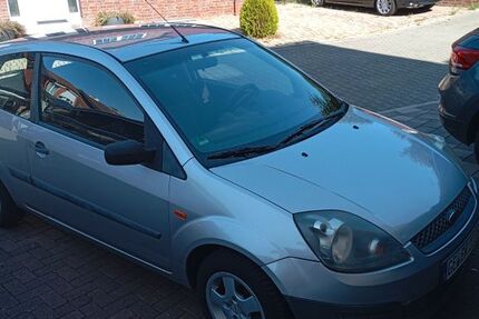 Ford Fiesta 227.000 km 1.700 &euro; Gelsenkirchen 45889