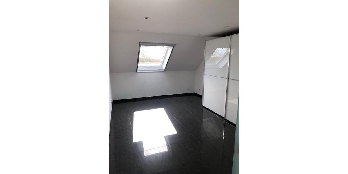 Maisonettenwohnung Bochum Bochum-Nord - 4 Zimmer, 114 m&sup2;, 1.400&euro; | Angebot:25944896