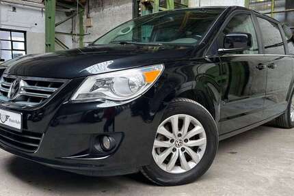 VW Routan 138.614 km 9.990 &euro; Witten 58454