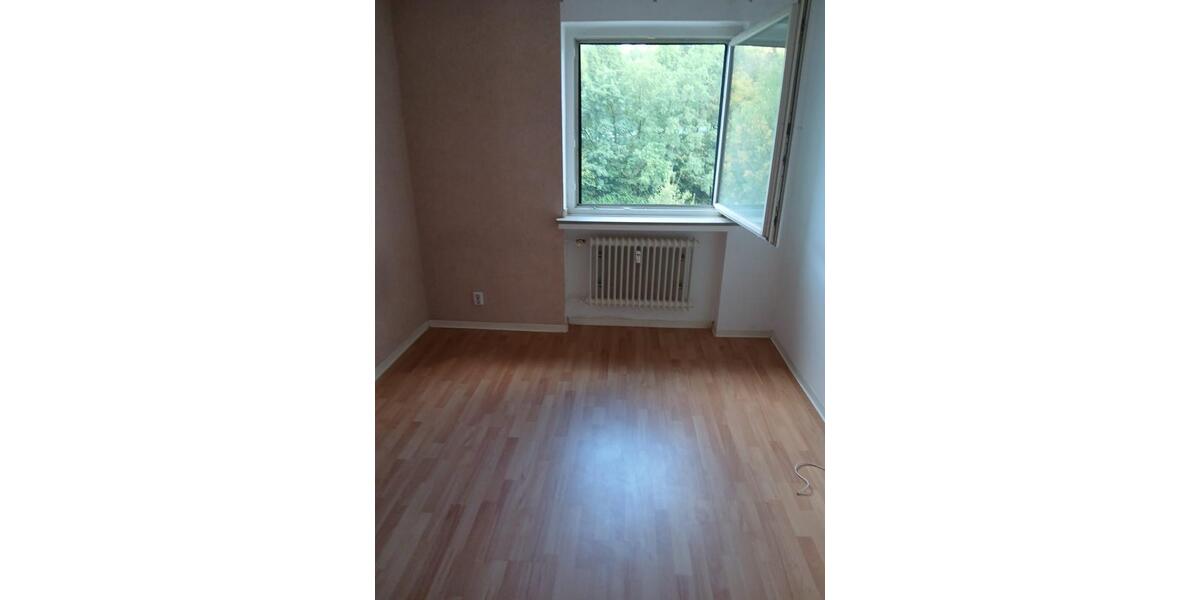 Etagenwohnung Iserlohn Letmathe - 3 Zimmer, 78 m&sup2;, 90.000&euro; | Angebot:27484647