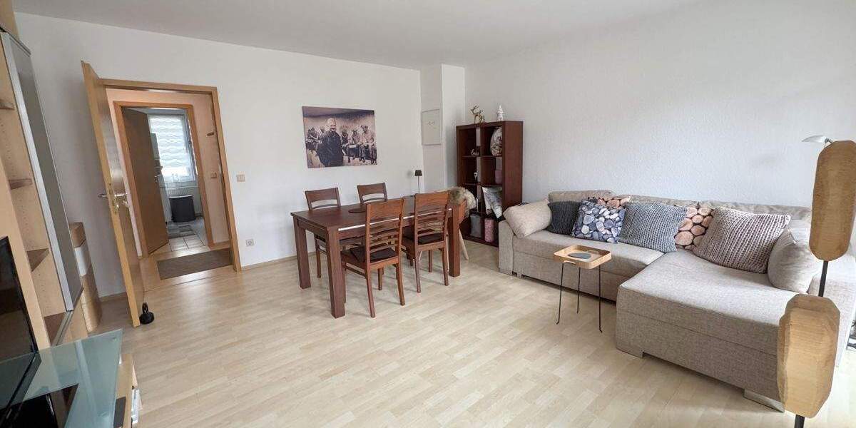 Etagenwohnung Bochum Stiepel - 2 Zimmer, 61 m&sup2;, 250.000&euro; | Angebot:25692712