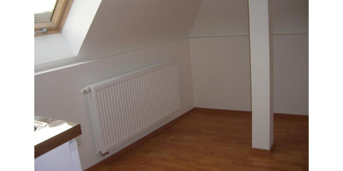 Dachgeschoßwohnung Bochum Bochum-Nord - 1 Zimmer, 20 m&sup2;, 340&euro; | Angebot:25942459