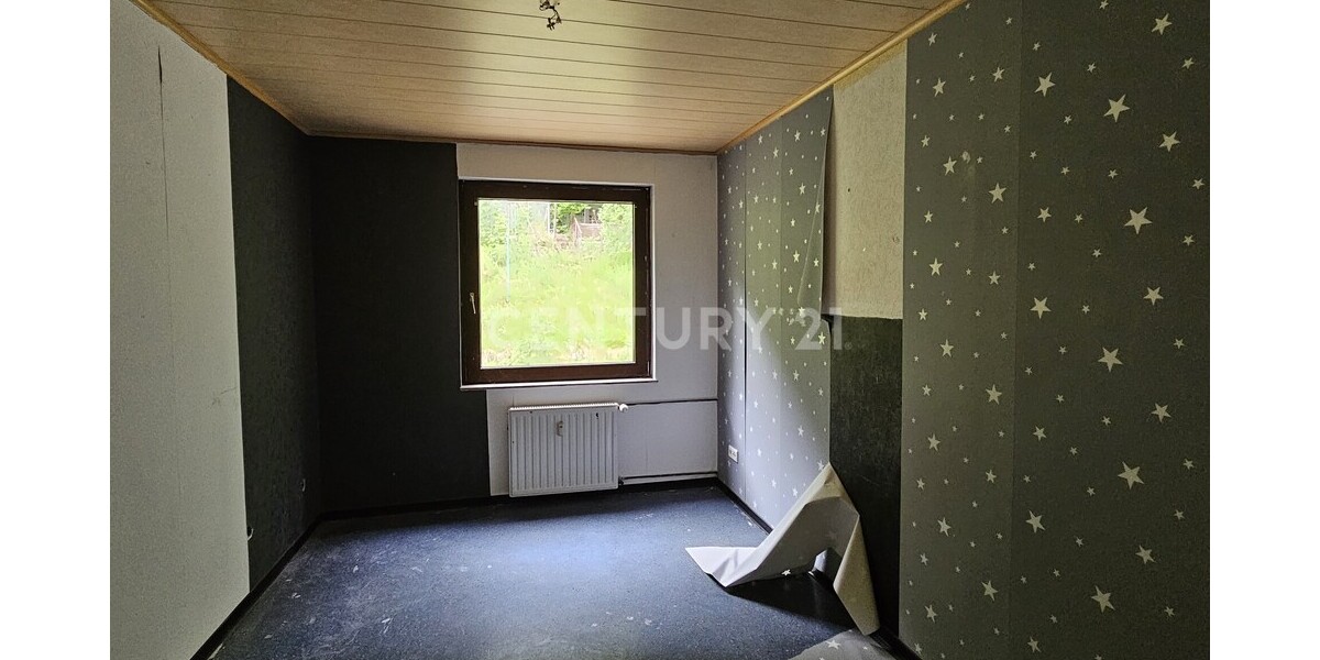 Attraktive Kapitalanlage mit Potenzial: Mehrfamilienhaus mit 6 Eigentumswohnungen & Garagen in Hemer - Mehrfamilienhaus, Wohnhaus Hemer | Angebot:27469088