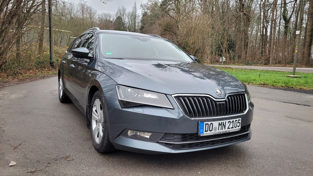 Skoda Superb 196.428 km 18.200 &euro; Dortmund Berghofen 44269