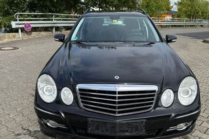 Mercedes E 200