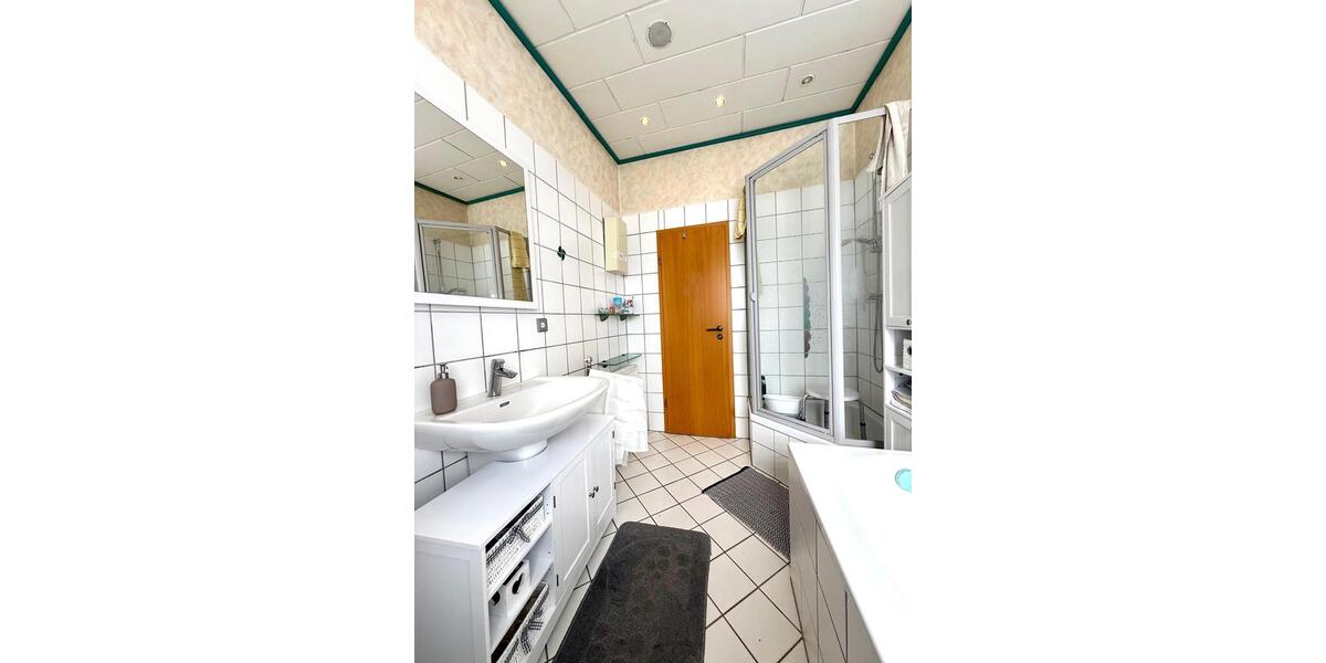 Etagenwohnung Hagen Hagen-Nord - 4 Zimmer, 112 m&sup2;, 1.200&euro; | Angebot:25600752