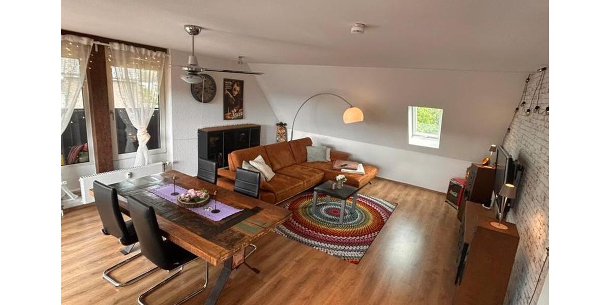 Dachgeschoßwohnung Recklinghausen Berghausen - 2.5 Zimmer, 66 m&sup2;, 500&euro; | Angebot:26683844