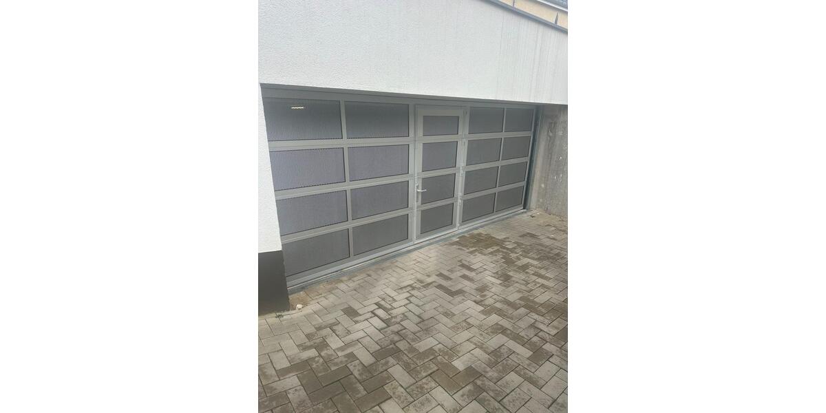 Garagen / Stellplätze Castrop-Rauxel Bladenhorst - 100&euro; | Angebot:25959426