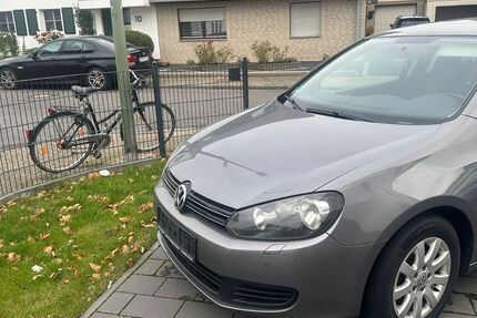 VW Golf 317.669 km 2.800 € Gelsenkirchen 45886
