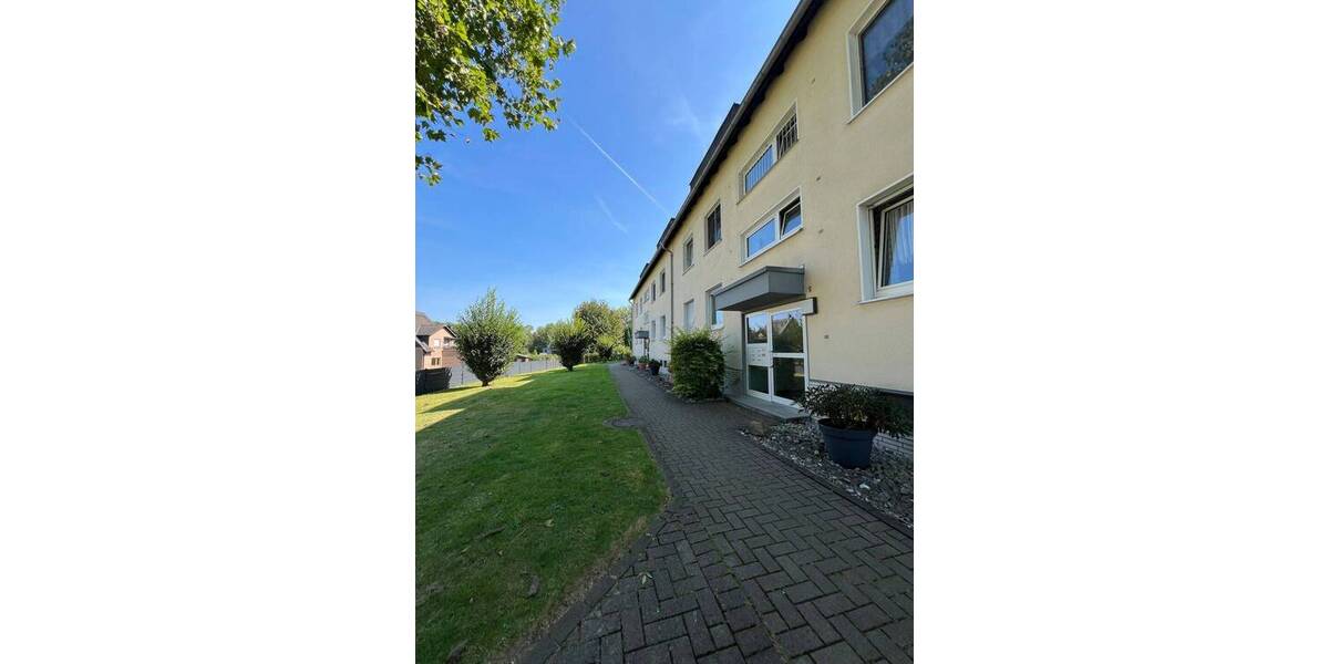 Für die kleine Familie oder Paare - 3 Zimmer mit Balkon 3 zimmer