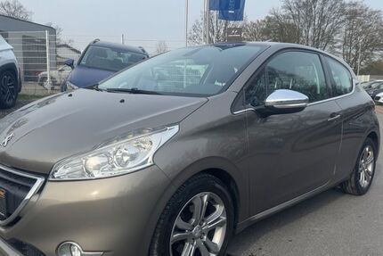 Peugeot 208 69.000 km 6.990 &euro; Datteln 45711
