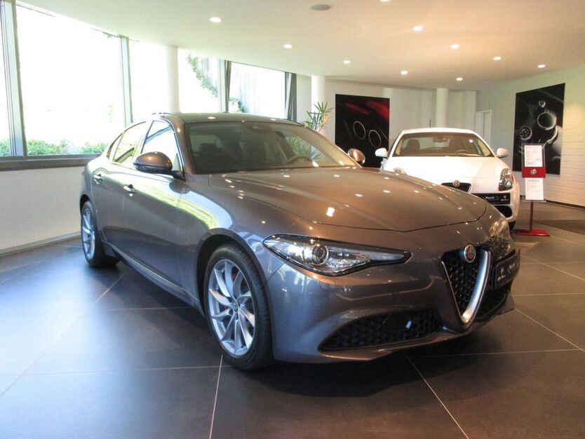 Alfa Romeo Giulia 84.500 km 29.900 € Schwerte 58239