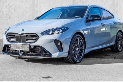 BMW M235