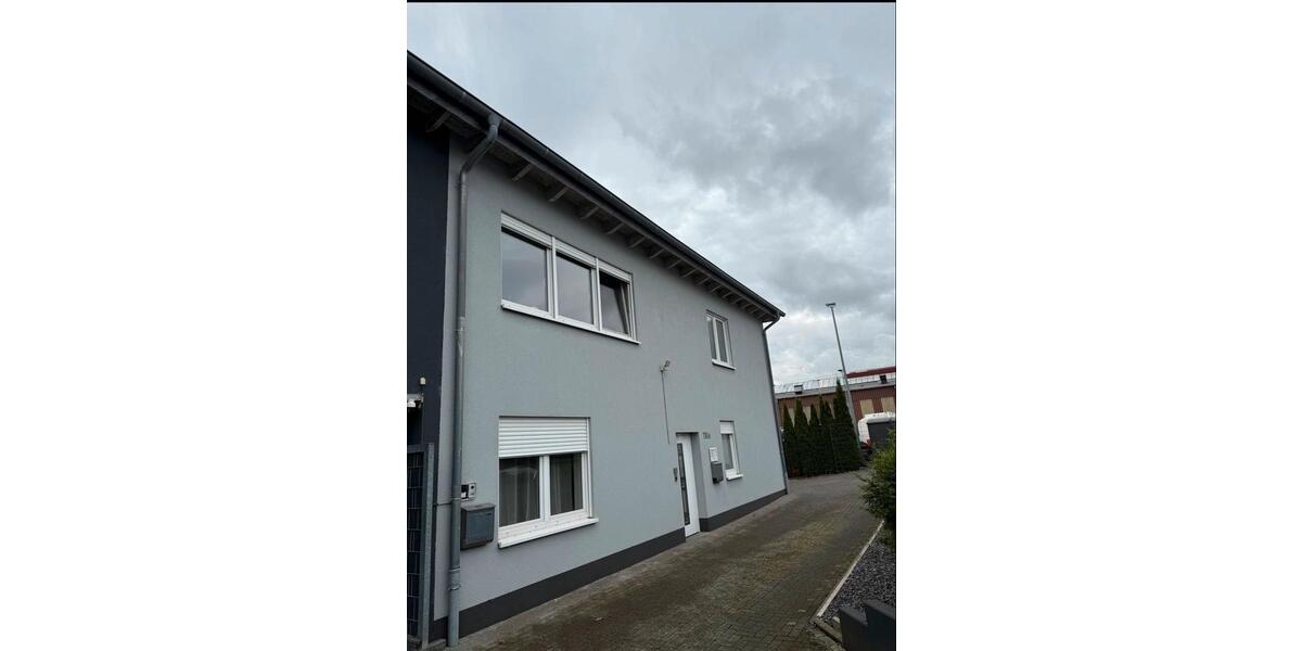 Haus zum gewerblichen Nutzung zu vermieten 7 zimmer