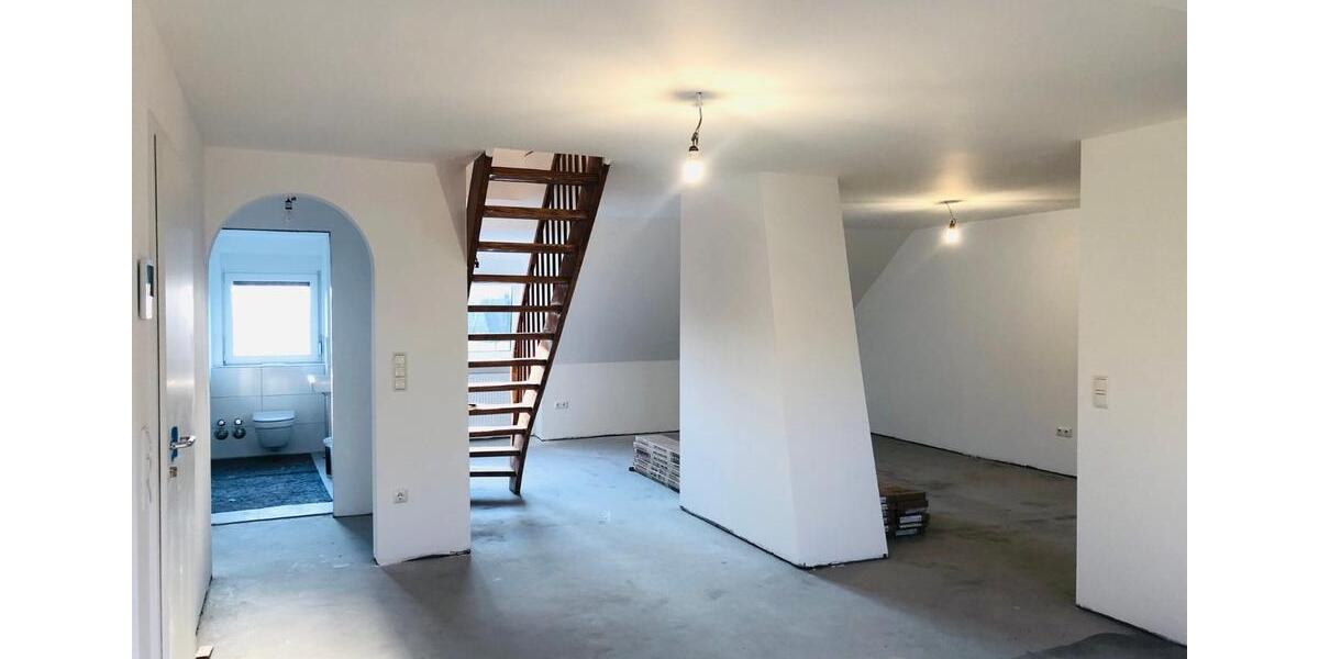 Dachgeschoßwohnung Dortmund Eving - 4.5 Zimmer, 115 m&sup2;, 1.100&euro; | Angebot:25934330