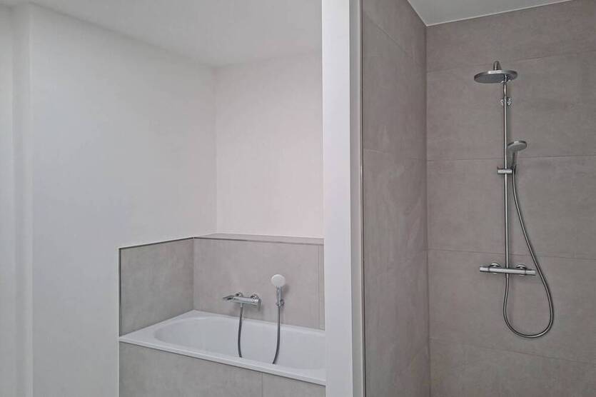 Absolutely Amazing! Exklusive, barrierefreie 133 m² ETW mit Aufzug & TG in Bredeney