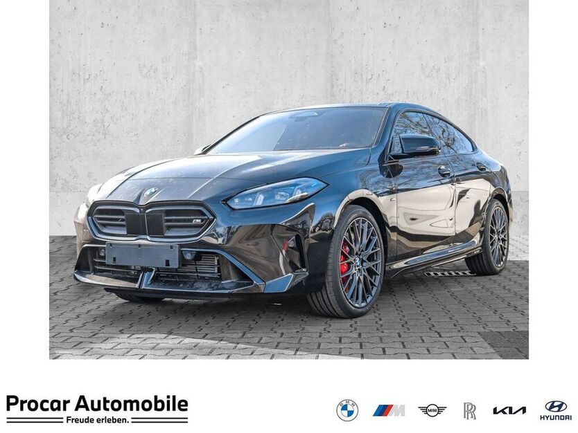 M235