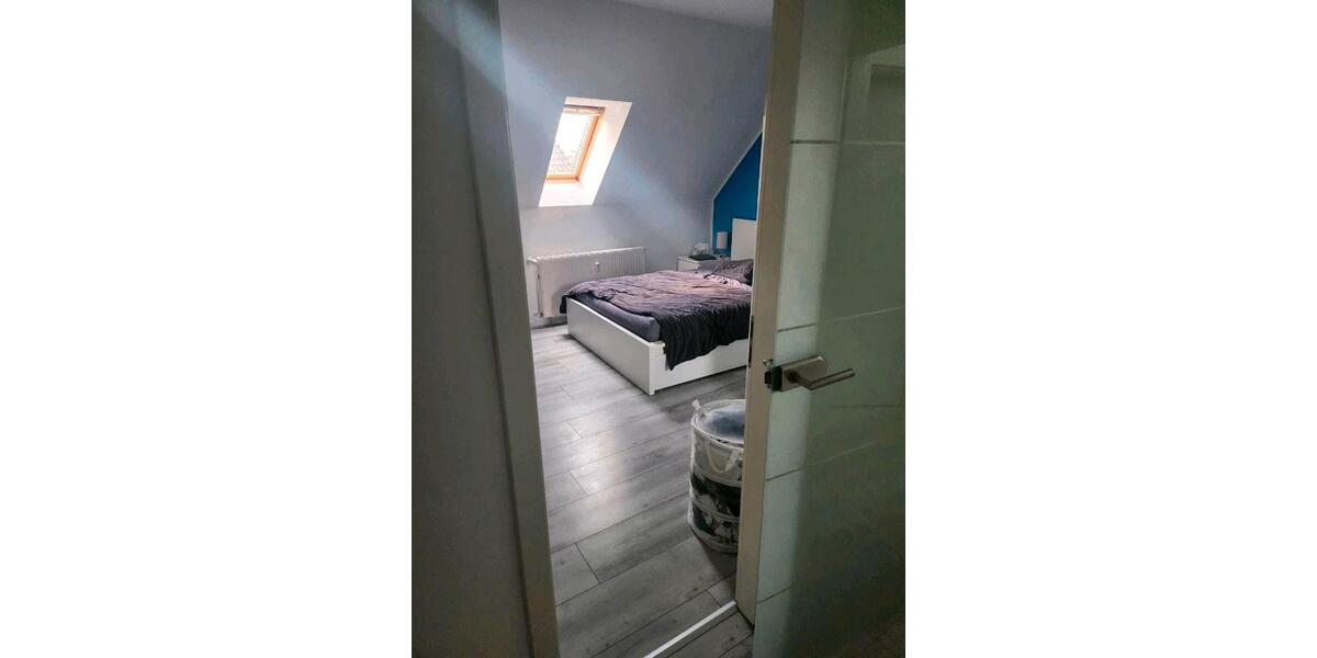 Dachgeschoßwohnung Dortmund Brackel - 3.5 Zimmer, 95 m&sup2;, 1.250&euro; | Angebot:26432429