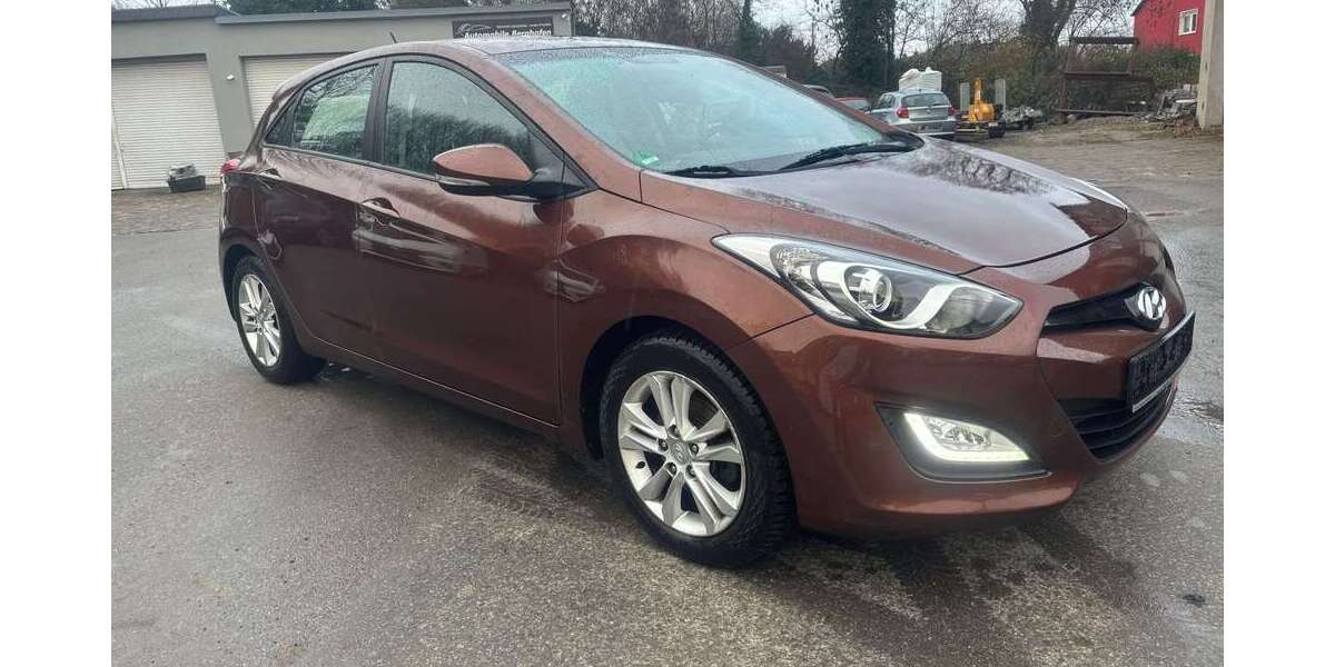 Hyundai i30 123.104 km 5.300 &euro; Dortmund 44269