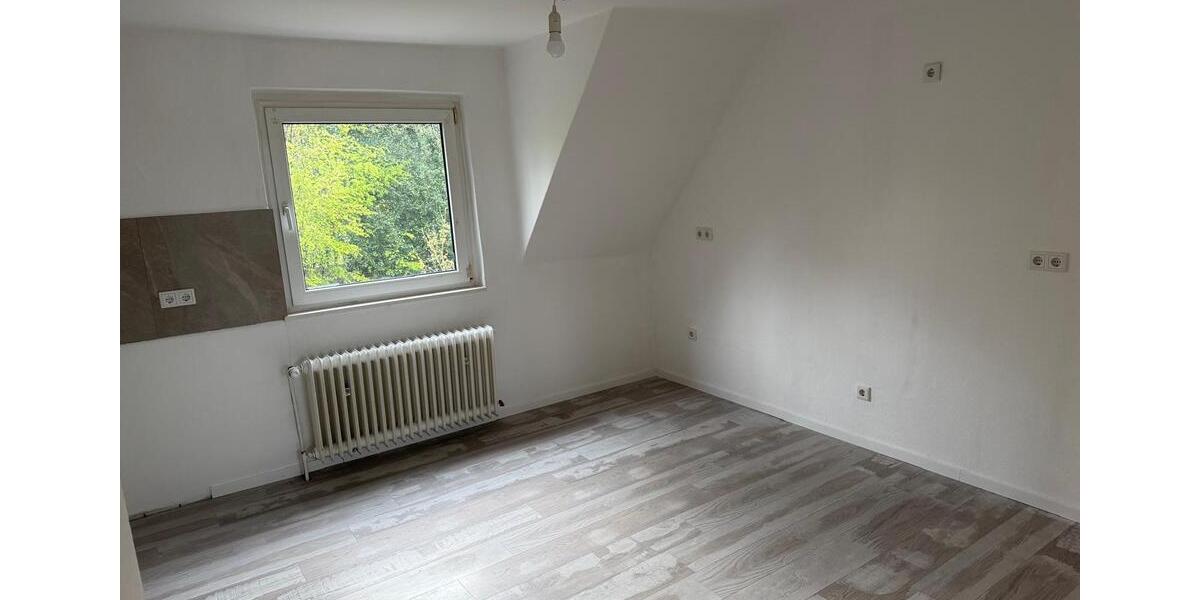 Dachgeschoßwohnung Dortmund Bövinghausen - 4.5 Zimmer, 97 m&sup2;, 930&euro; | Angebot:26415550