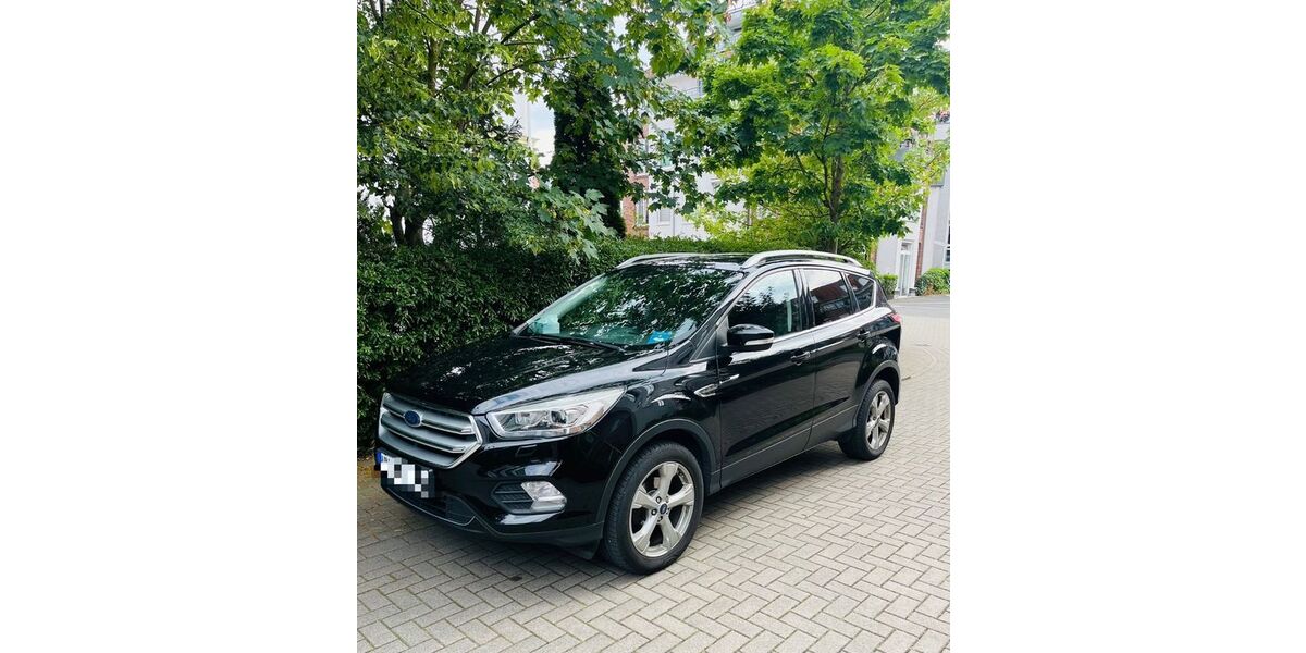 Ford Kuga 95.000 km 10.990 &euro; Werne 59368