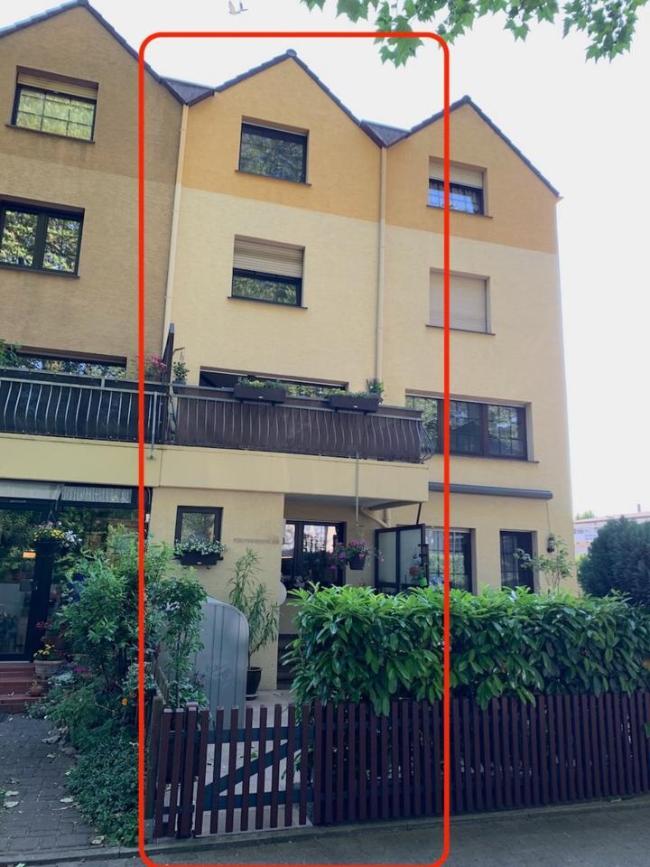 Reihenmittelhaus in besonder Form in GE-Feldmark kein Makler
