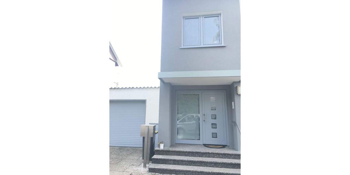 Sahnestück im Dortmunder Süden - 3 Familienhaus im Top-Zustand 9 zimmer