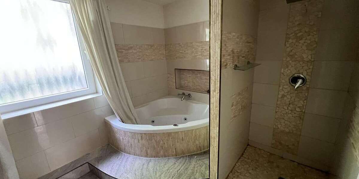 Etagenwohnung Herne Baukau - 3 Zimmer, 160 m&sup2;, 1.300&euro; | Angebot:27214875