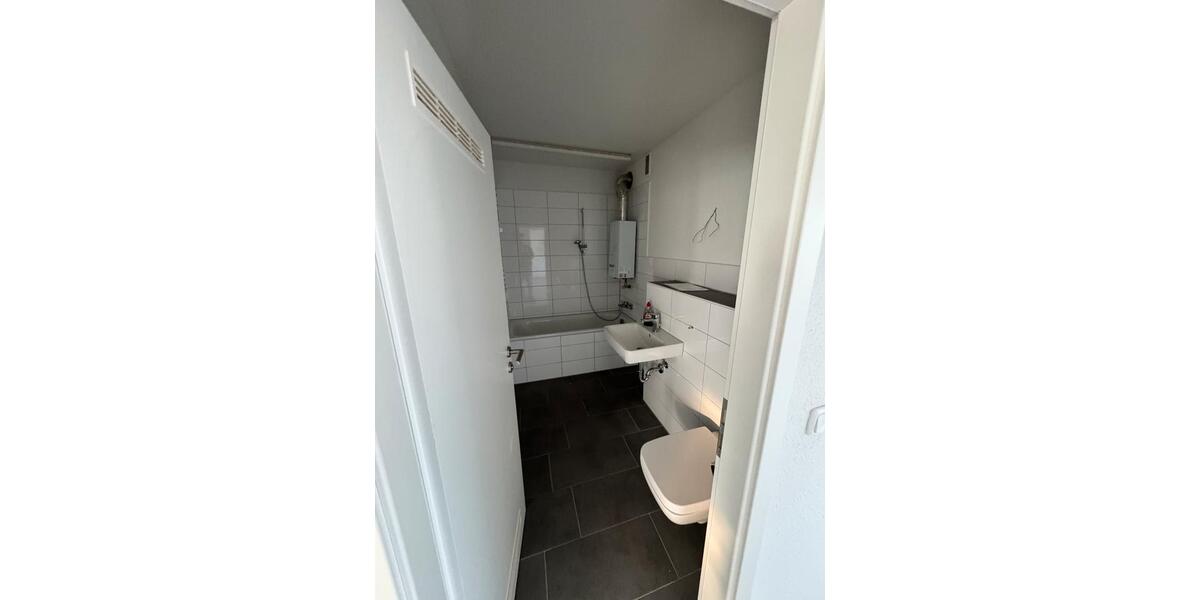 Etagenwohnung Dortmund Eving - 1 Zimmer, 71 m&sup2;, 966&euro; | Angebot:24814524