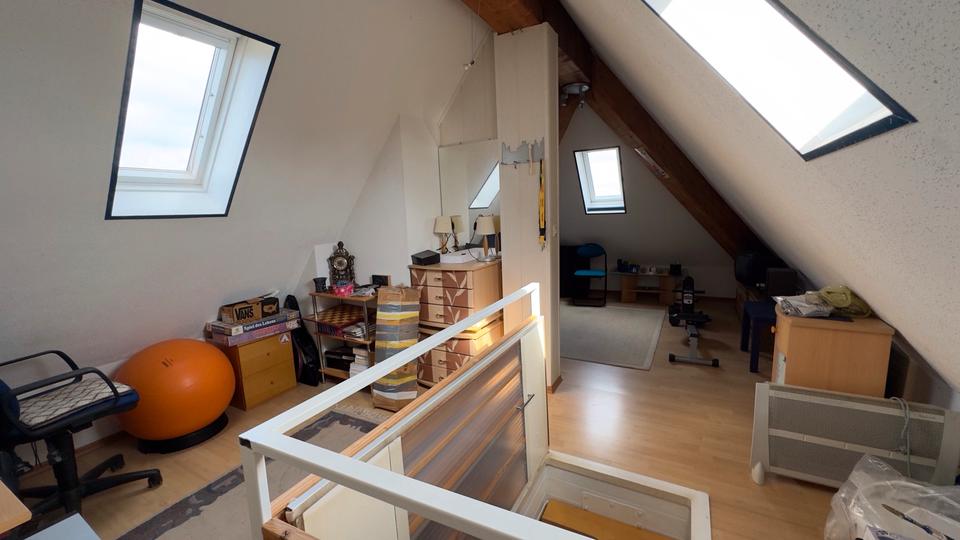 Dachgeschoßwohnung Schwerte - 3.5 Zimmer, 83 m&sup2;, 230.000&euro; | Angebot:27474967