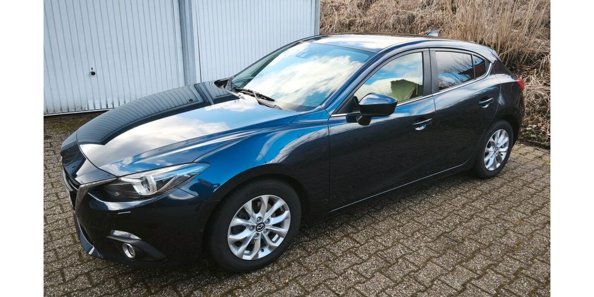 Mazda 3 111.000 km 12.500 &euro; Bochum 44894