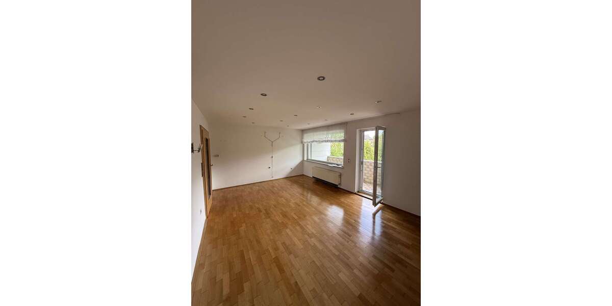 Etagenwohnung Dortmund Aplerbeck - 4.5 Zimmer, 84 m&sup2;, 1.100&euro; | Angebot:26696918