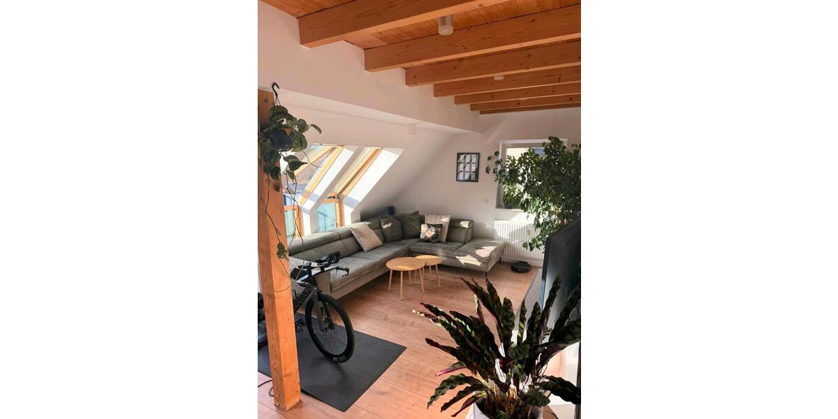 Dachgeschoßwohnung Dortmund Huckarde - 3.5 Zimmer, 60 m&sup2;, 800&euro; | Angebot:24846450