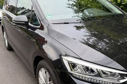 VW Touran 152.000 km 15.500 &euro; Herne 44625