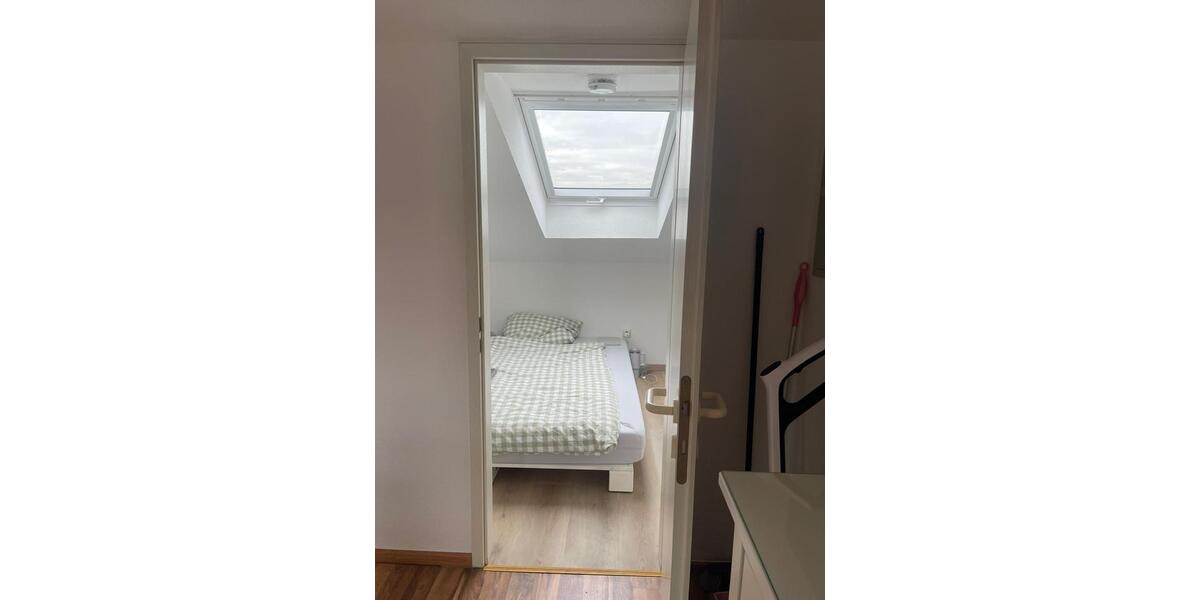 Dachgeschosswohnung 1 zimmer