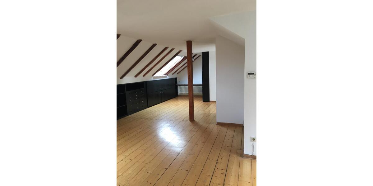 Dachgeschoßwohnung Iserlohn - 1 Zimmer, 44 m&sup2;, 350&euro; | Angebot:25967642