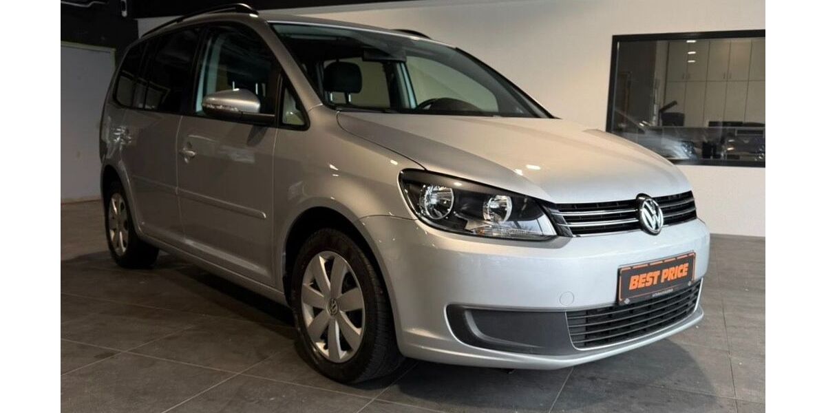 VW Touran 163.000 km 8.890 &euro; Unna 59425
