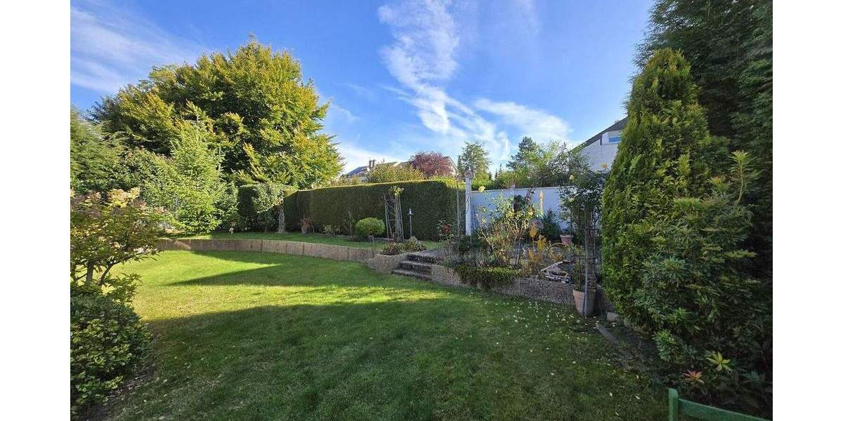 Einfamilienhaus Dortmund Aplerbeck - 7 Zimmer, 192 m&sup2;, 599.000&euro; | Angebot:25685354
