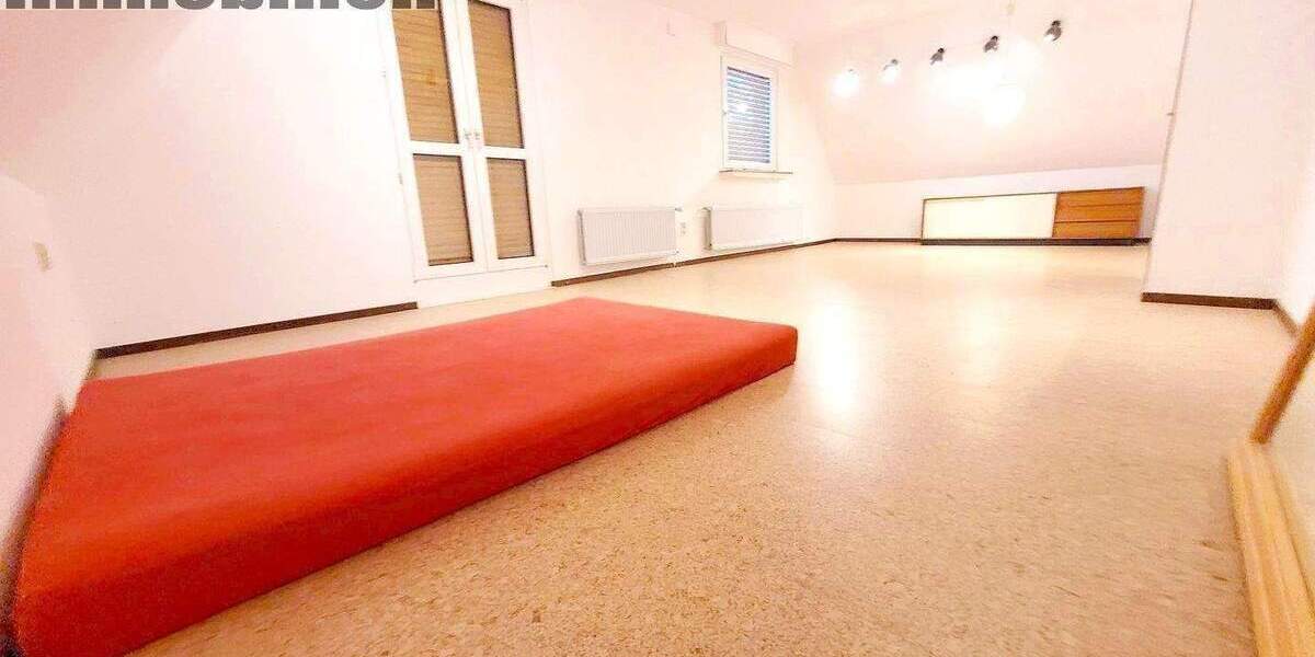 Mehrfamilienhaus, Wohnhaus Holzwickede - 5 Zimmer, 155 m&sup2;, 525.000&euro; | Angebot:24531557