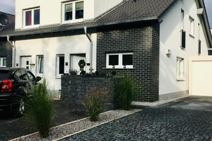 Haus Holzwickede - 3.5 Zimmer, 124 m&sup2;, 435.700&euro; | Angebot:26552127