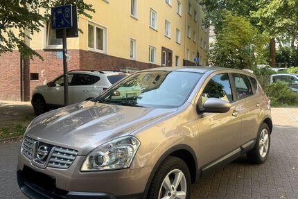 Nissan Qashqai 220.000 km 3.800 € Essen 45143