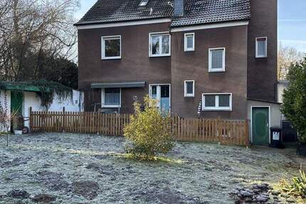 Freistehendes Zweifamilienhaus in Kirchhörde-Selbst einziehen oder vermieten 9 zimmer